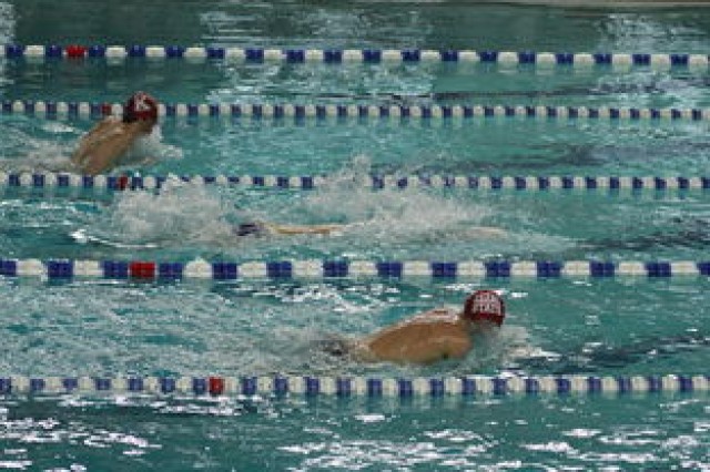 米兰体育平台登录入口-欧洲长池游泳赛：英国选手揽三金刷新两项记录，欧洲游泳锦标赛奖牌榜