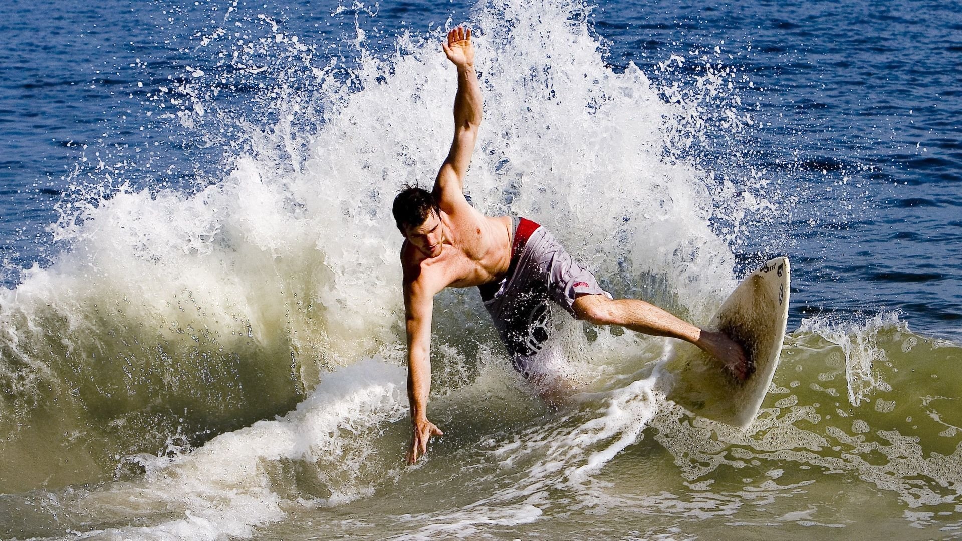 欧冠四分之一决赛抽签 英超德甲对撞 西甲内战引关注